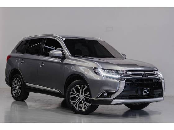MITSUBISHI OUTLANDER 2.0 COMFORT 16V GASOLINA 4P AUTOMÁTICO MITSUBISHI OUTLANDER 2.0 COMFORT 16V GASOLINA 4P AUTOMÁTICO